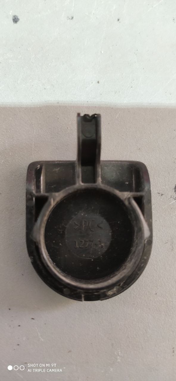 Заглушки важелів двірників Mazda 3 BM / BN BHN1-64-711 / BHN1-64-751 - Зображення 2