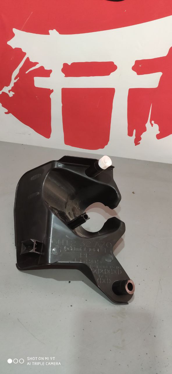 Захист горловини бачка омивача Mazda 3 BM / BN GHT2-67-481