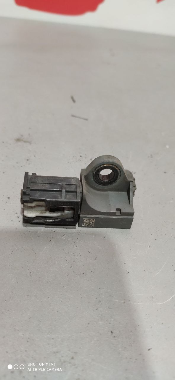 Датчик удару SRS (датчик подушки безпеки) 38930-M68-PA0