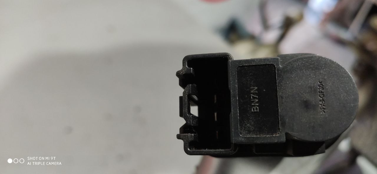 Педаль гальма в зборі з датчиком Mazda 3 BM / BN GHK3-43-300 - Зображення 4