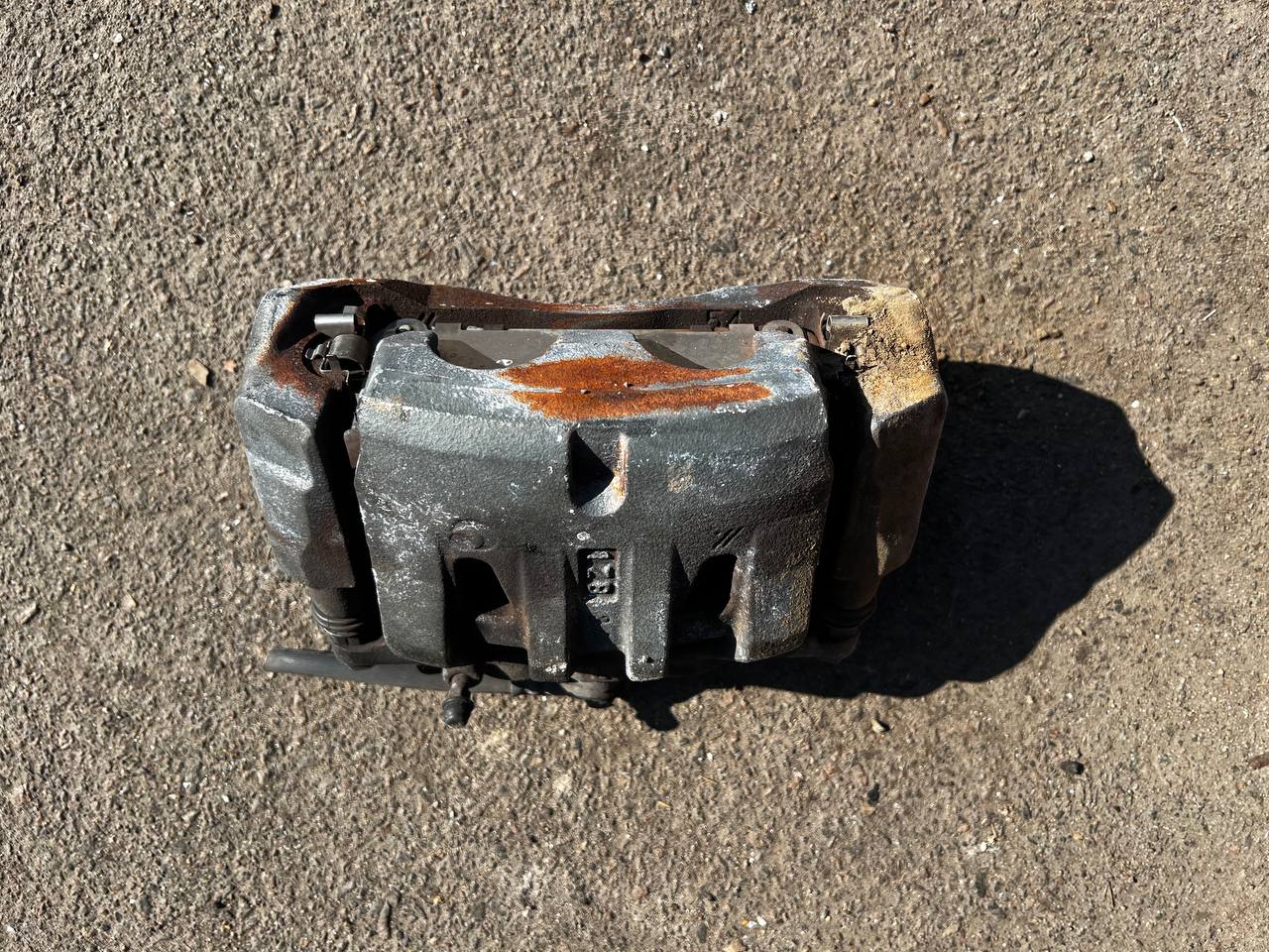 Супорт передній лівий Toyota RAV4 XA50 2019-2024 47750-0R080 - Зображення 2