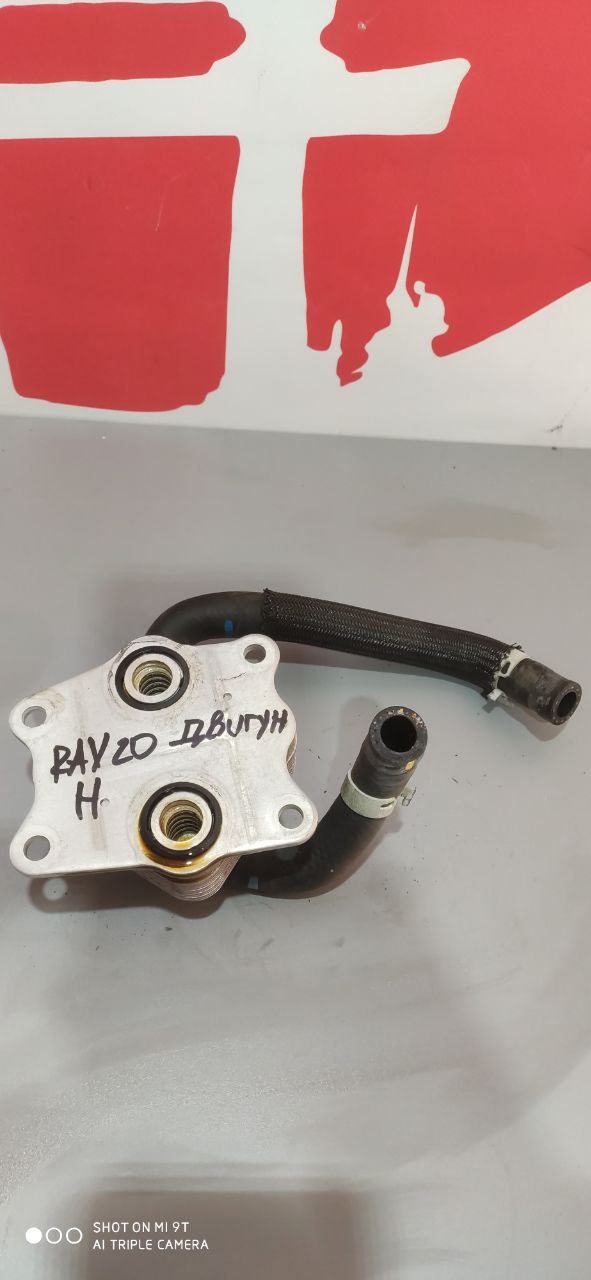 Теплообмінник масла двигуна Toyota RAV4 XA50 2.5 2019-2024 25011-25010 - Зображення 2