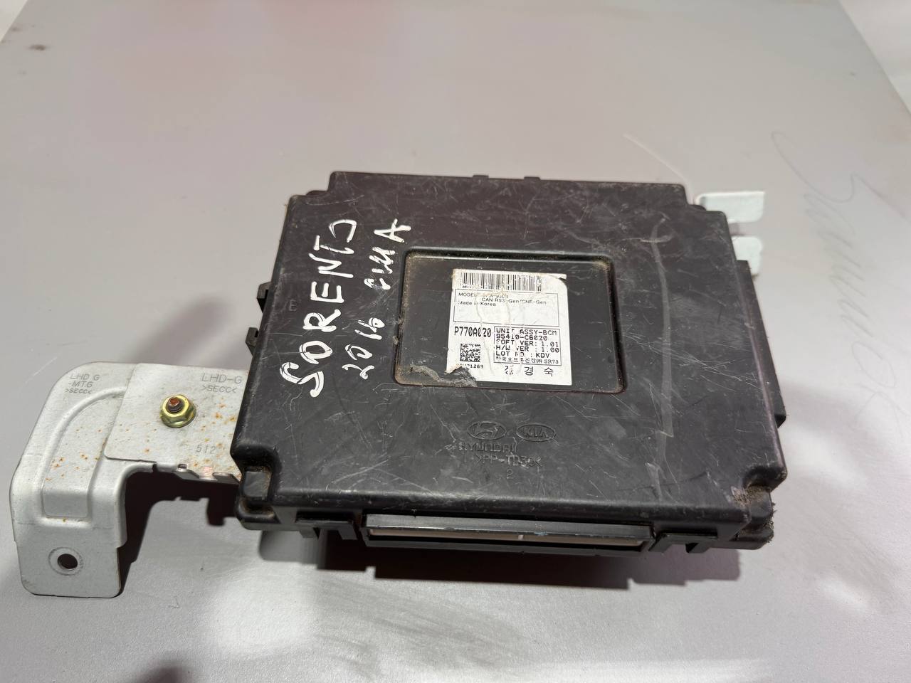 Блок комфорту BCM (Body Control Module) Kia Sorento UM 2014-2018 95410-C6020 - Зображення 2