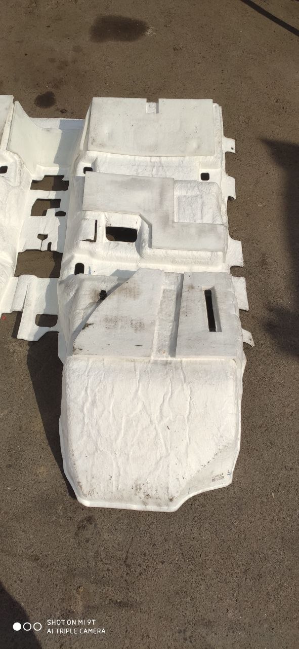 Ковролін підлоги з шумоізоляцією Mazda 3 BM / BN BHN1-68-8MX / BHN1-68-860 - Зображення 10