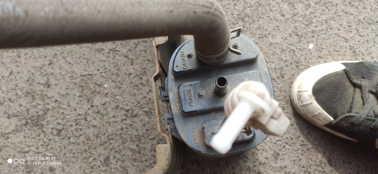Абсорбер парів палива (EVAP каністра) Mazda 3 BM / BN PE01-13-960 - Зображення 3