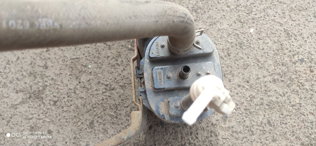 Абсорбер парів палива (EVAP каністра) Mazda 3 BM / BN PE01-13-960 - Зображення 2