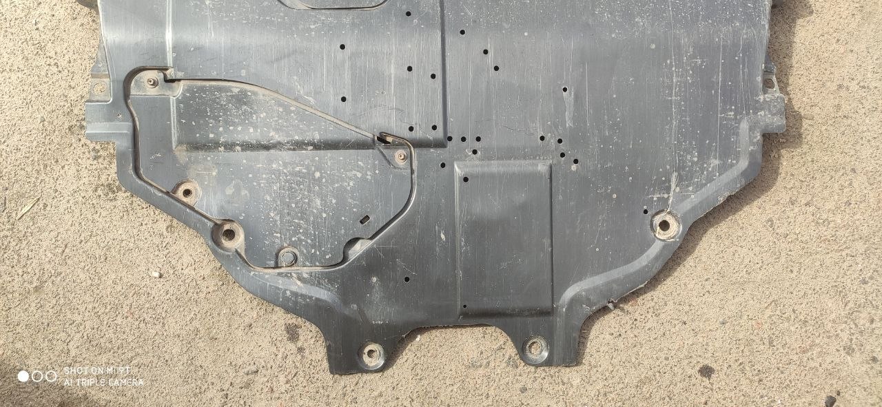 Передній захист двигуна Mazda 3 BM / BN GHR1-56-11XA - Зображення 2