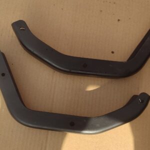 Накладки петель багажника Mazda 3 BM / BN BHN1-63-960 / BHN1-63-970