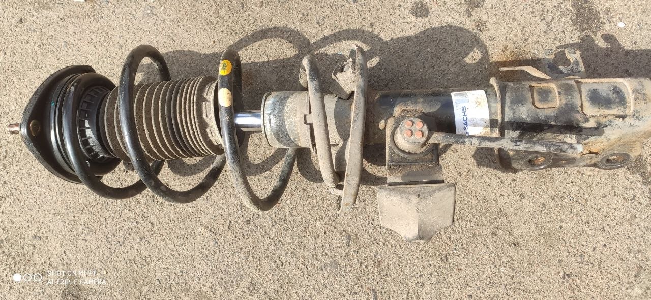 Передній лівий амортизатор у зборі Mazda 3 BM / BN B45A-34-900 - Зображення 3