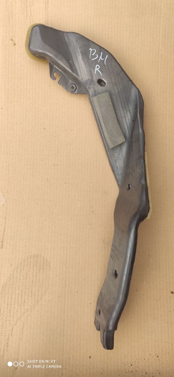 Права повітряна магістраль салону Mazda 3 BM / BN GHP9-61-272