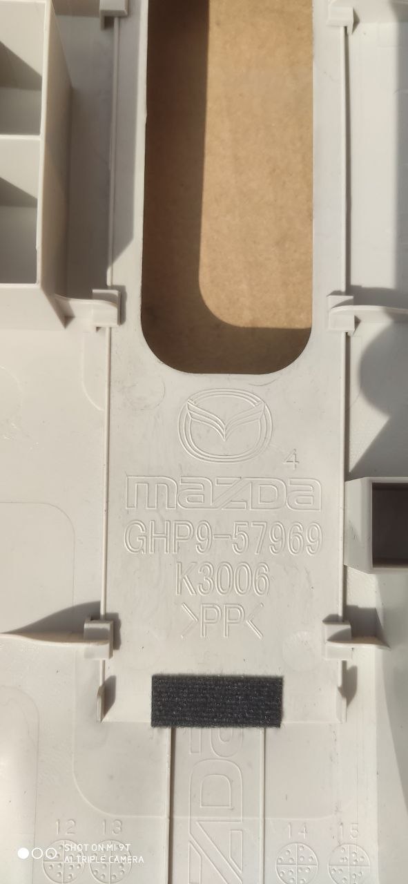 Верхня накладка центральної стійки Mazda 3 BM / BN - Зображення 4