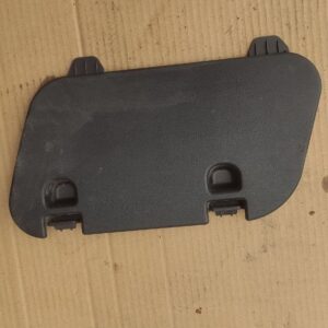 Кришка бокова багажника ліва Mazda 3 BM / BN BHN1-68-8T0