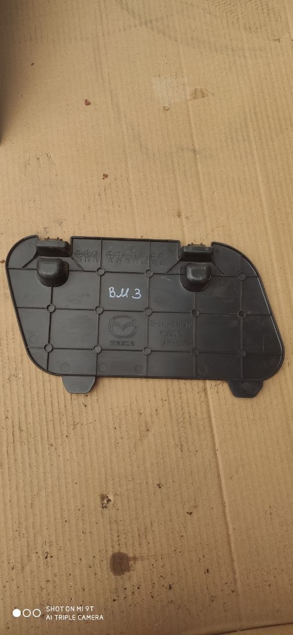 Кришка бокова багажника ліва Mazda 3 BM / BN BHN1-68-8T0 - Зображення 2