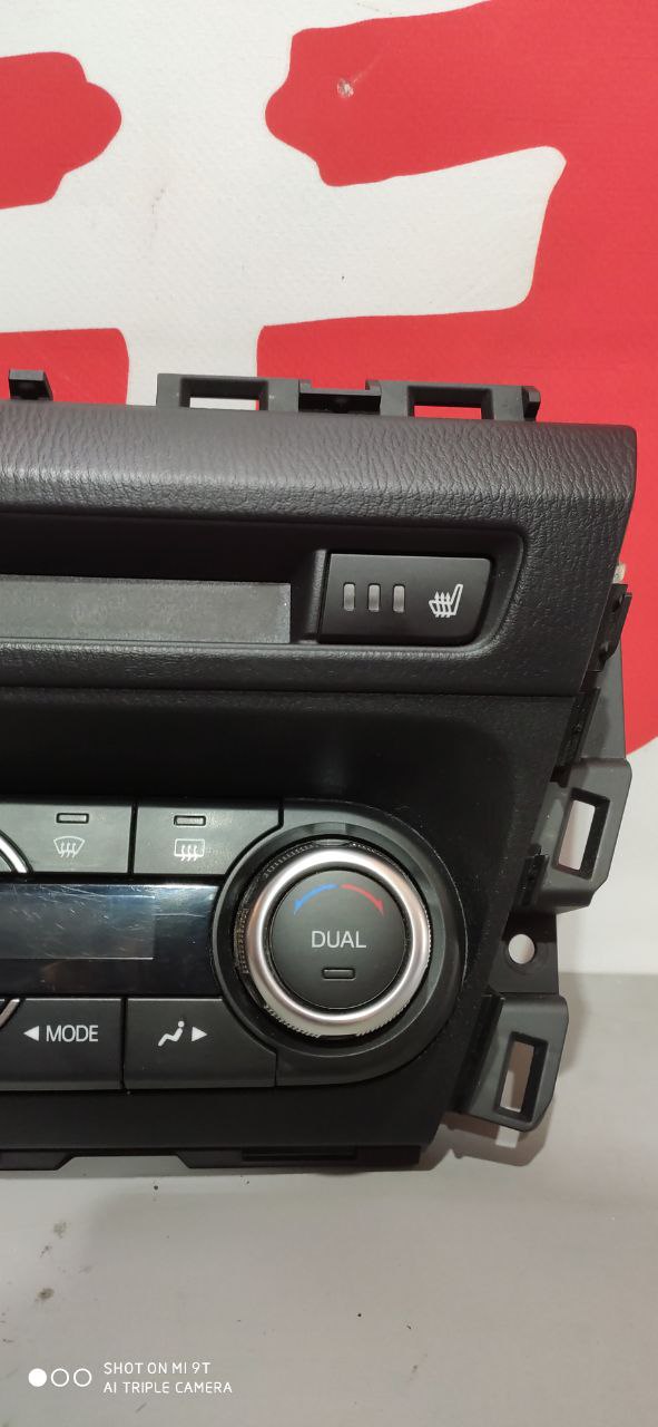 Блок клімат-контролю Dual Zone + підігрів сидінь Mazda 3 BM / BN - Зображення 4