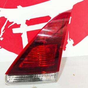 Правий задній ліхтар кришки багажника Toyota Venza 2009–2016