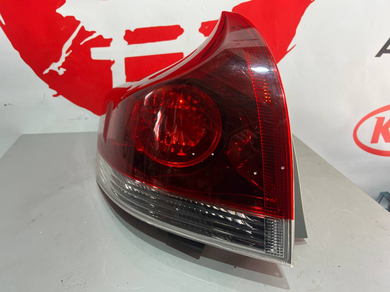 Лівий задній ліхтар Toyota Venza 2009–2016 OEM 81561-0T020 - Зображення 3