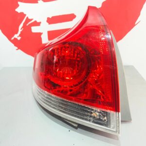 Задній лівий ліхтар Toyota Venza 2009–2016 OEM 81561-0T020