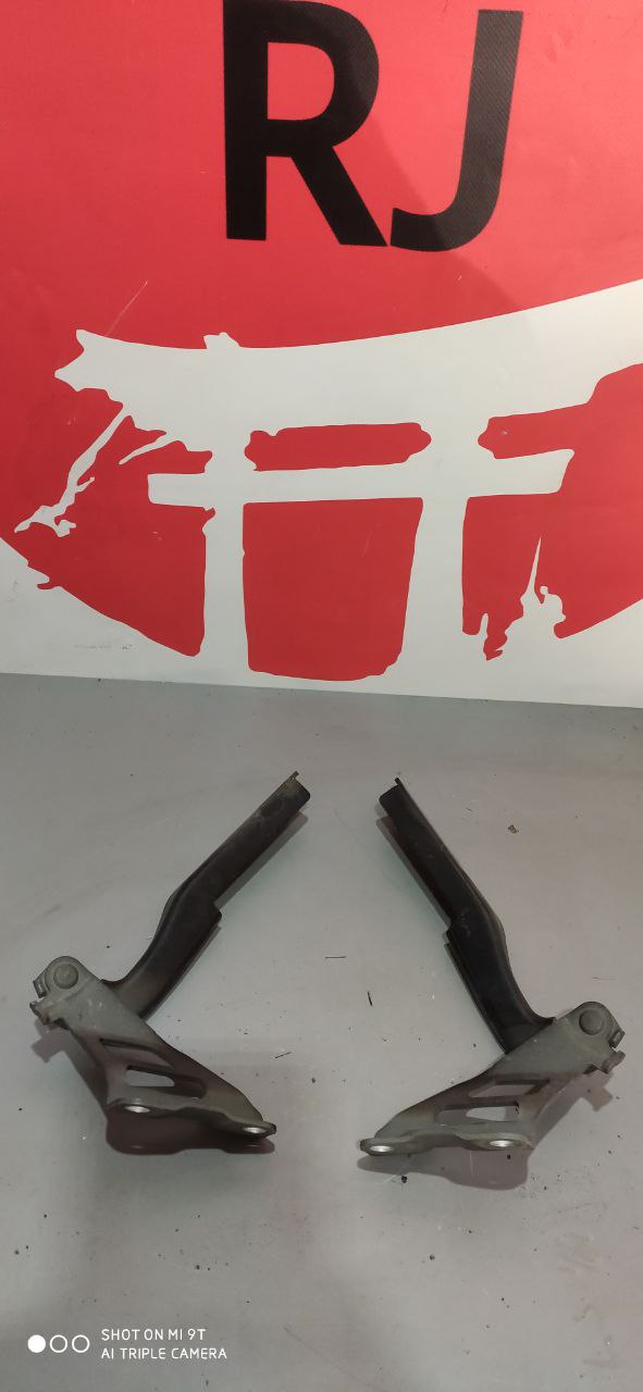 Петлі капота (ліва + права) Mazda 3 BM / BN OEM B45A-52-420 / B45A-52-410 - Зображення 2