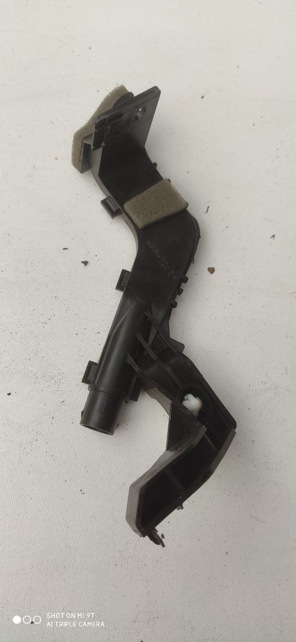 Датчик температури салону з трубкою аспіратора Mazda 3 BM / BN OEM KD47-61-757