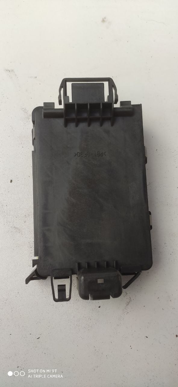 Блок керування кузовним обладнанням (задній BCM) Mazda 3 BM / BN OEM G46C-675Y0B - Зображення 4