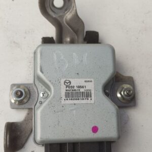 Блок керування паливним насосом (Fuel Pump Control Module) Mazda 3 BM / BN OEM PE02-18561