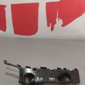 Кронштейн переднього бампера правий Mazda 3 BM / BN OEM BHN1-50-0T1