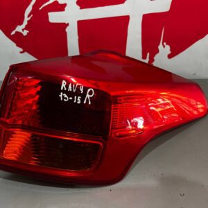 Ліхтар задній правий зовнішній Toyota RAV4 2013–2015 81550-0R040