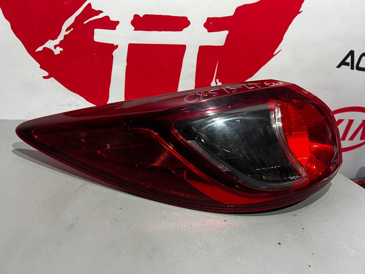 Ліхтар задній лівий зовнішній Mazda CX-5 KD33-51-160 - Зображення 6