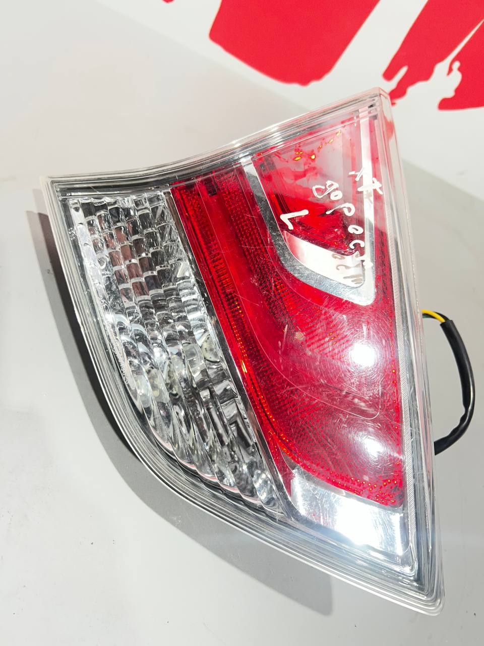 Ліхтар задній лівий внутрішній Nissan X-Trail T32 / Rogue 26555-4BA0A - Зображення 3