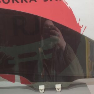 Переднє скло Mazda 3 BM / BN