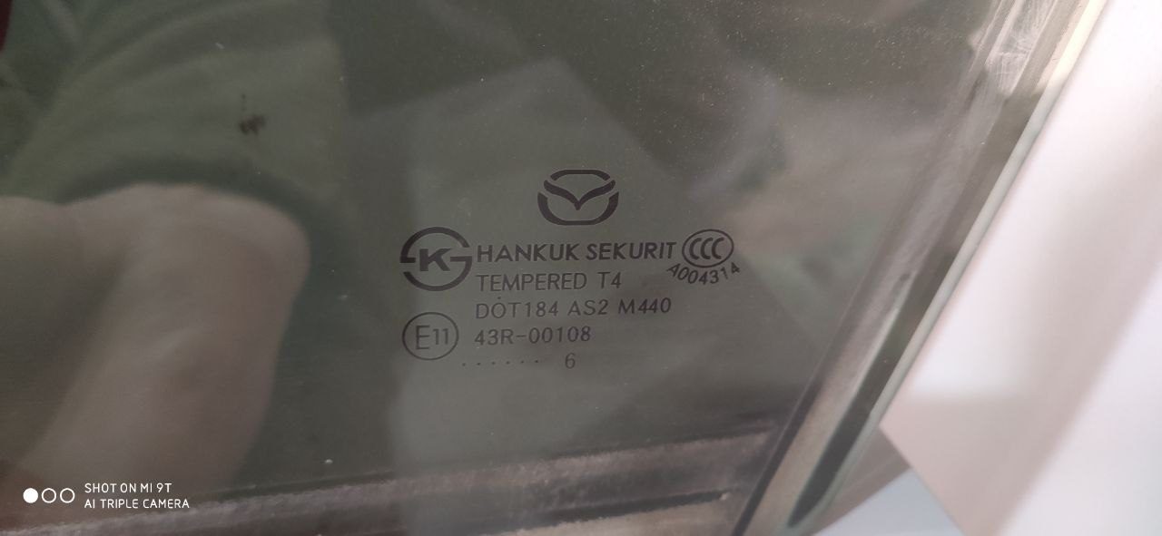 Переднє скло Mazda 3 BM / BN - Зображення 3
