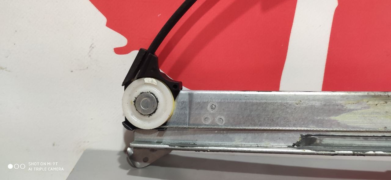 Склопідйомник задній правий Mazda 3 BM / BN електричний OEM BHN9-58-590 - Зображення 6