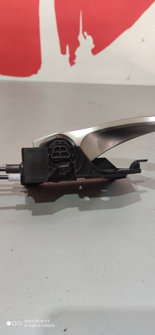 Замок задніх правих дверей електронний Mazda 3 BM / BN OEM B45A-72-310 - Зображення 7