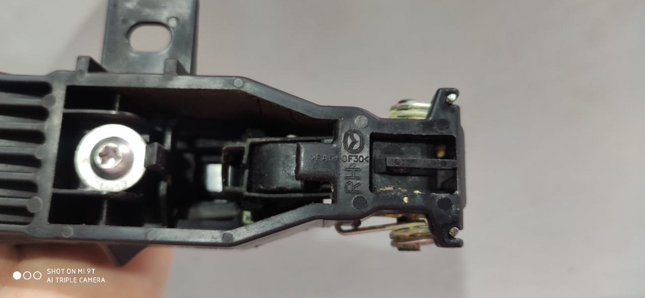 Ручка дверей зовнішня задня права Mazda 3 BM / BN OEM BHN1-72-410A - Зображення 6