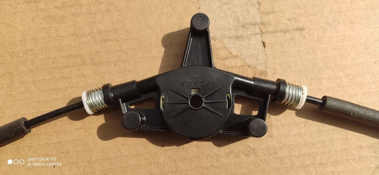 Склопідйомник задній правий Mazda 3 BM / BN електричний OEM BHN9-58-590 - Зображення 3