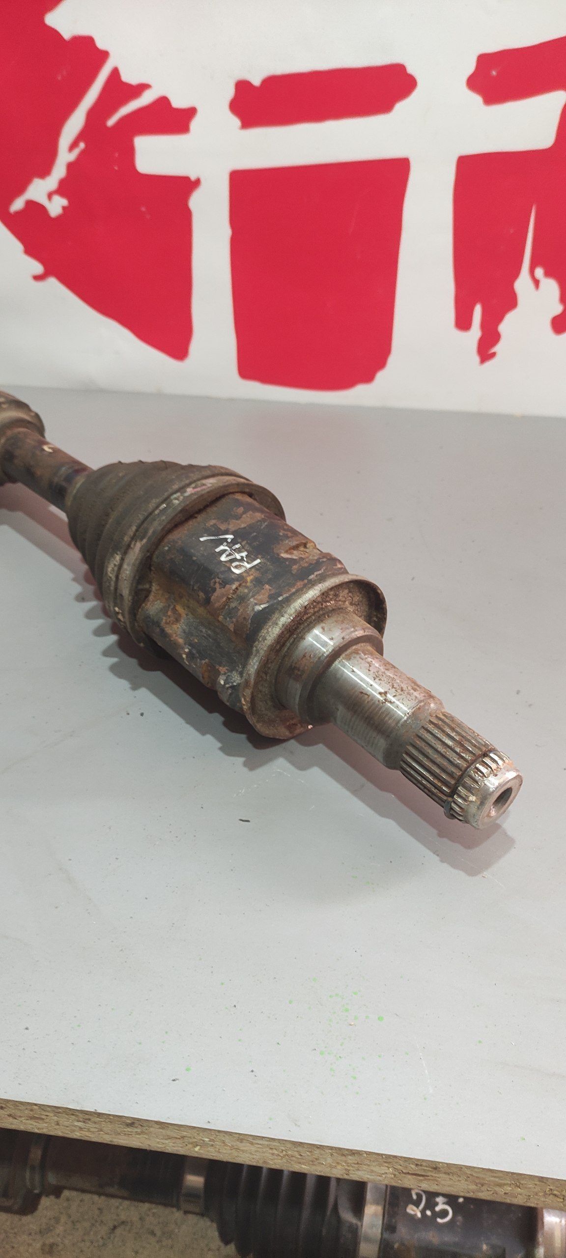 Піввісь передня ліва Toyota RAV4 III XA30 2.4L 4WD 43420-42190 - Зображення 4