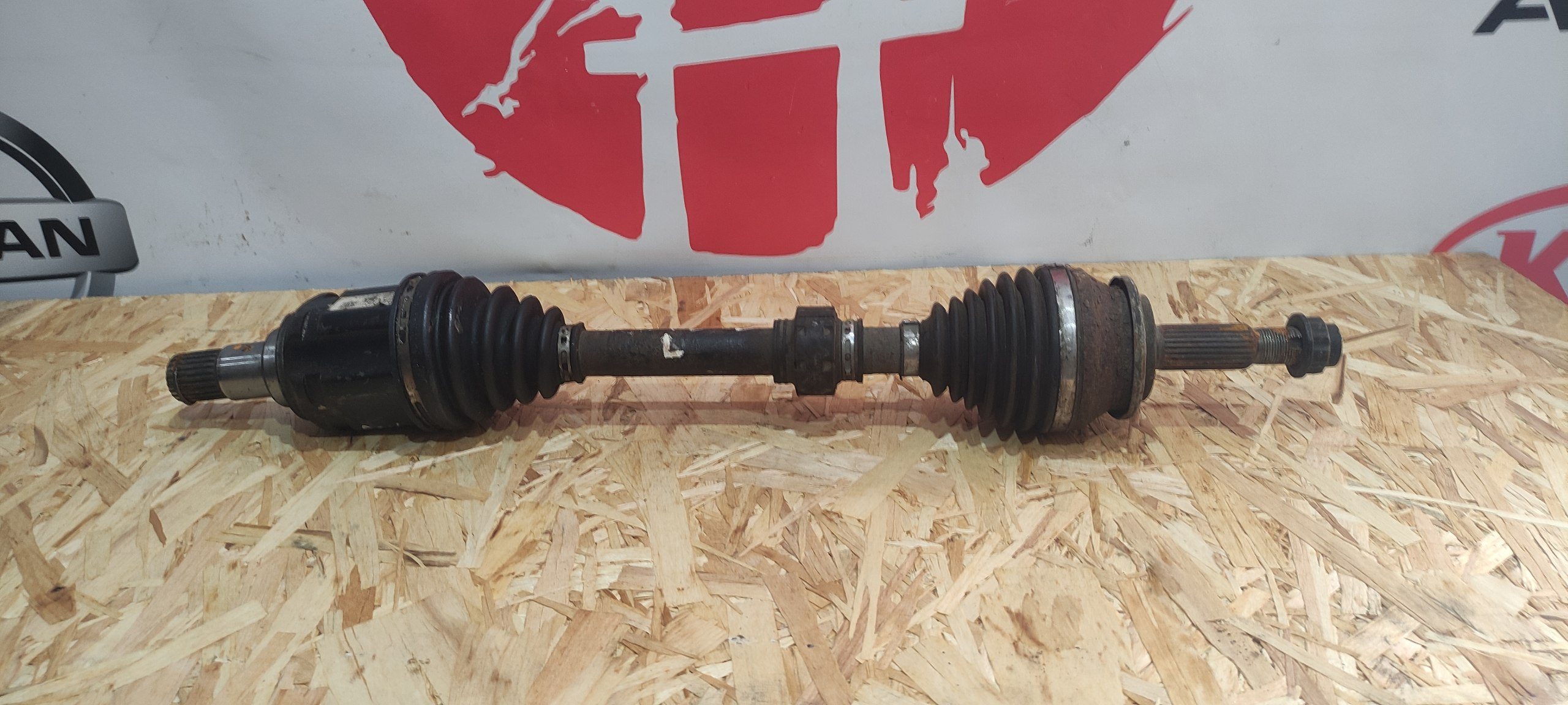 Піввісь передня ліва Toyota RAV4 III XA30 2.5L 4WD 43420-0R060
