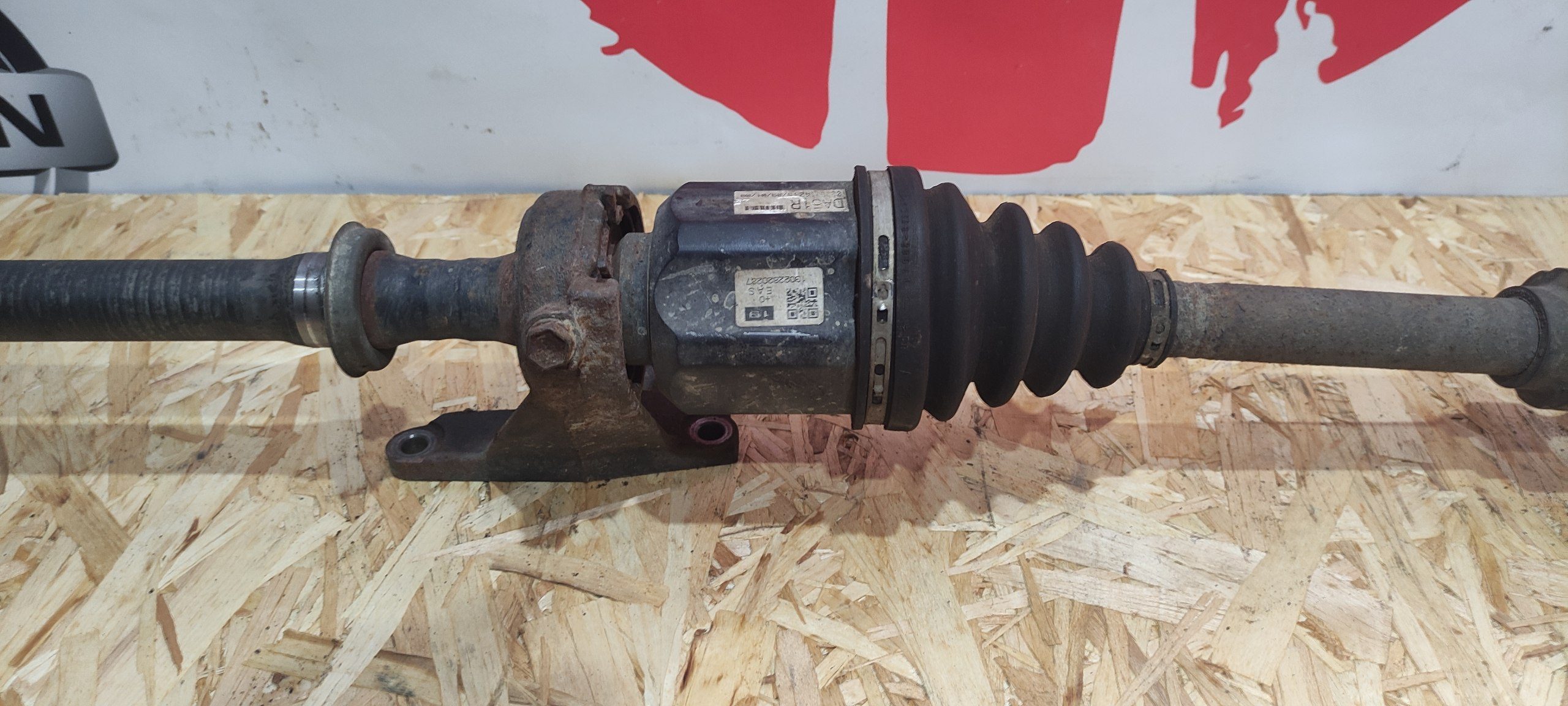 Піввісь передня права Toyota RAV4 IV XA40 2.2 D-4D 4WD МКПП 43410-42200 - Зображення 4
