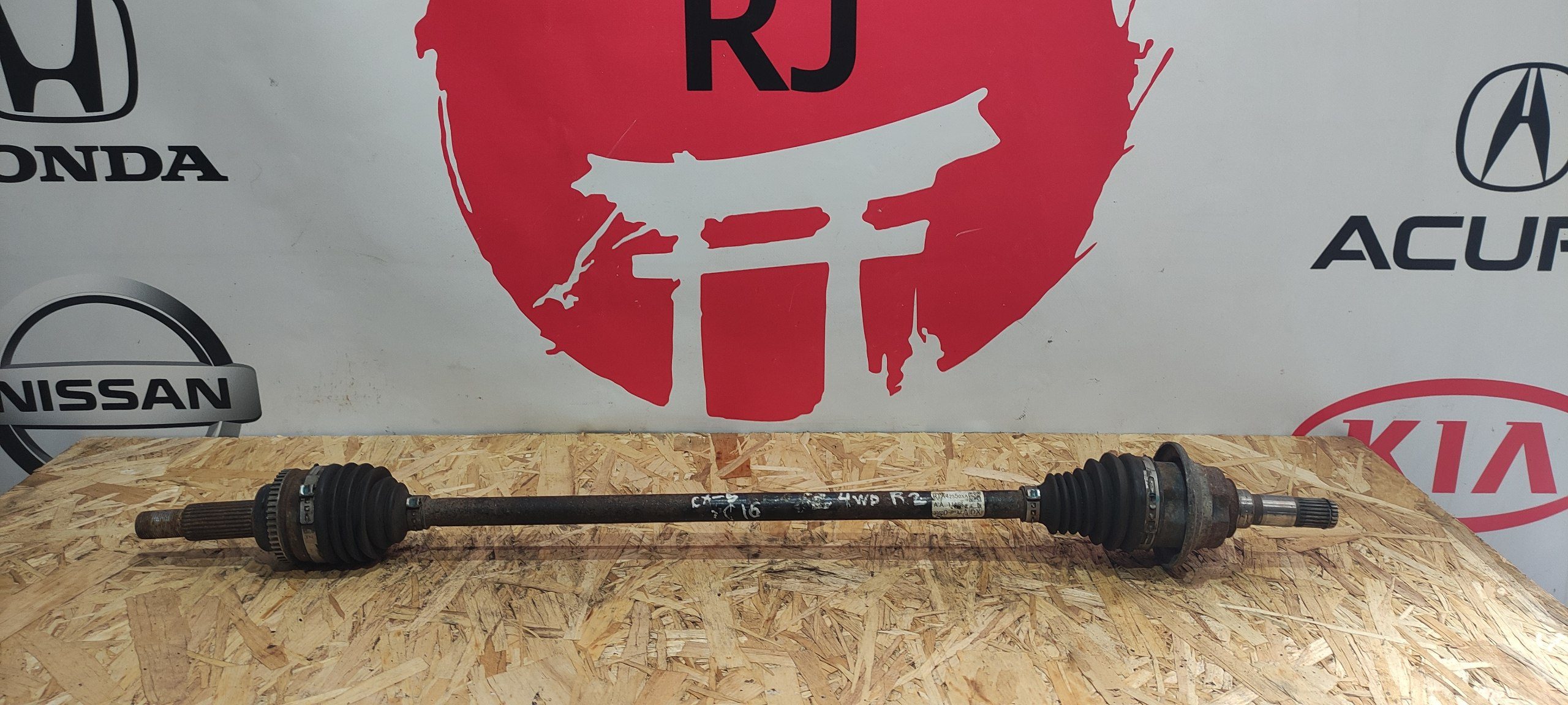 Піввісь задня права Mazda CX-5 4WD RTA4-25-50XA