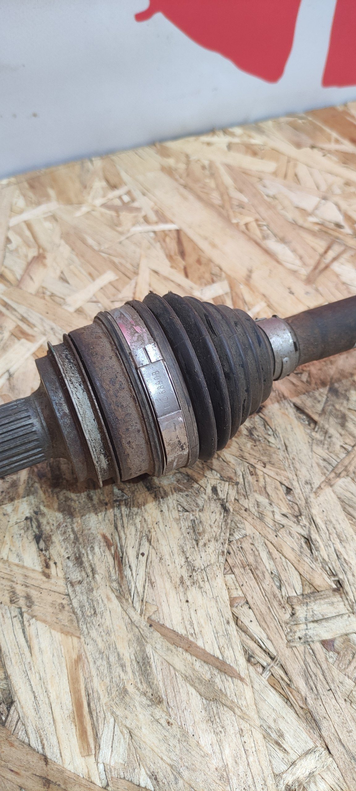Піввісь задня ліва / права Toyota RAV4 IV XA40 4WD 42310-42090 - Зображення 2