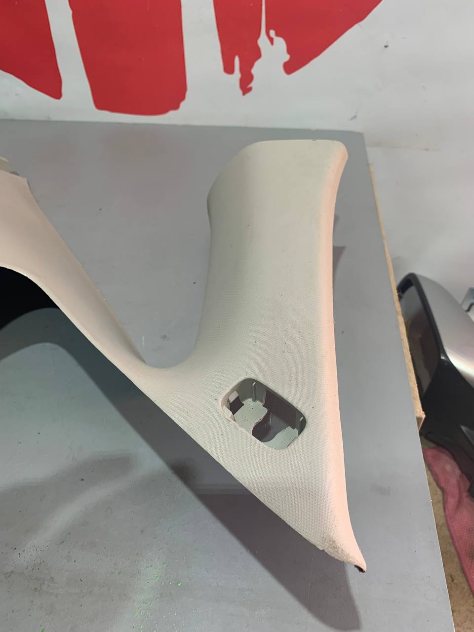 Обшивка задньої правої стійки салону Honda Accord 10 84131-TVA-A0 - Зображення 4