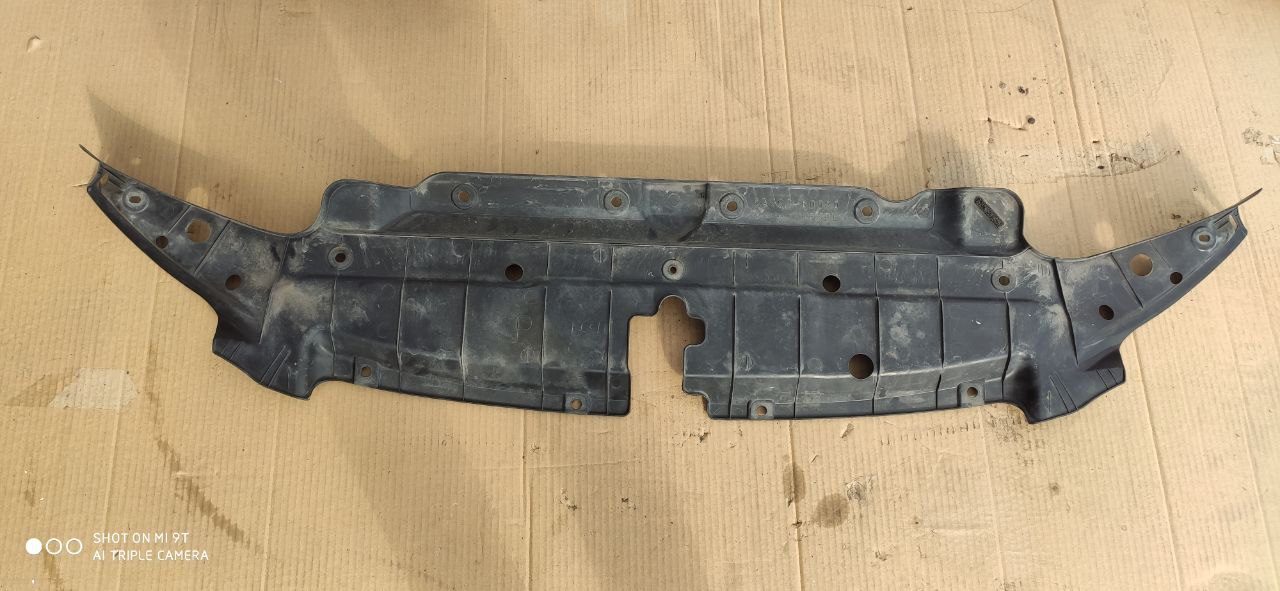Верхня накладка радіатора Toyota Land Cruiser Prado 150 53292-60080 - Зображення 2