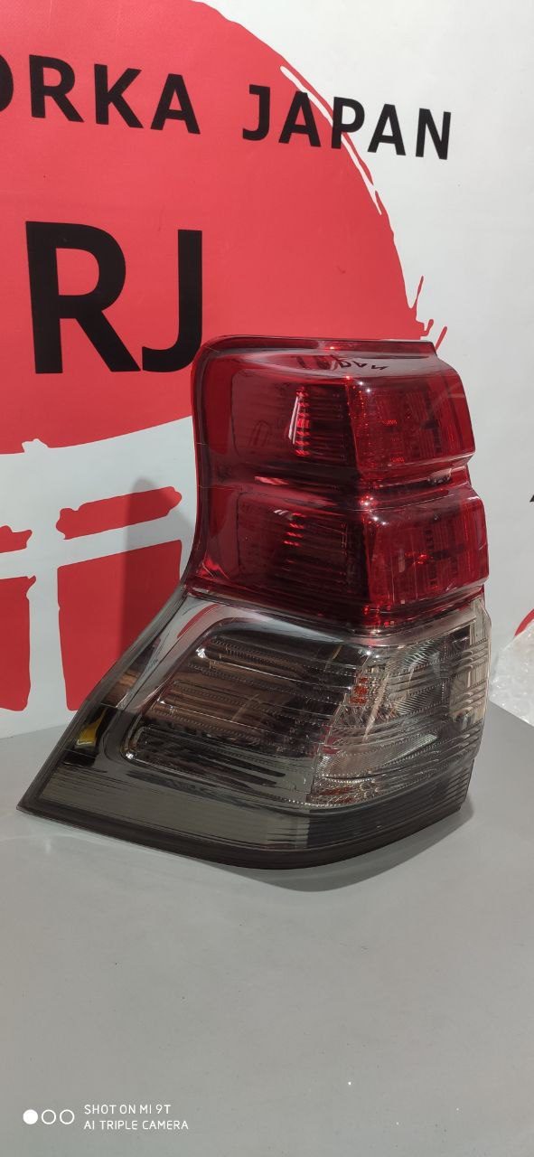 Задній лівий ліхтар Toyota Land Cruiser Prado 150 — дефект - Зображення 9
