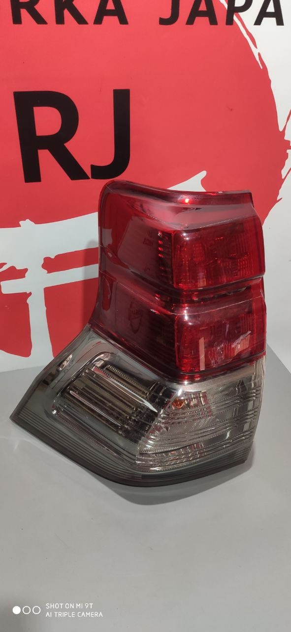 Задній лівий ліхтар Toyota Land Cruiser Prado 150 — дефект - Зображення 8