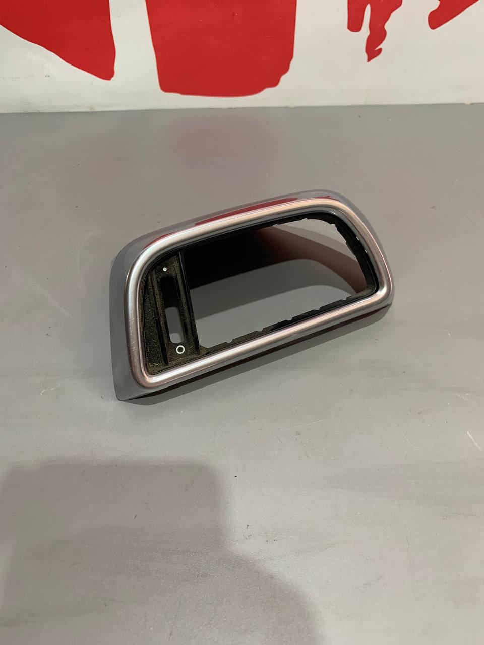 Рамка правого дефлектора Porsche Cayenne 7P 7P5819704