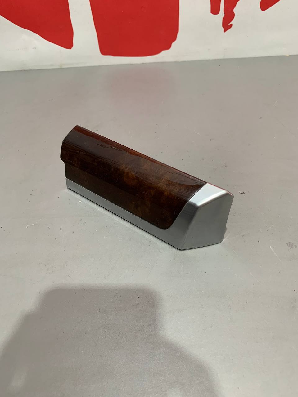 Права декоративна накладка торпедо Porsche Cayenne 7P дерево Walnut 7P5857226R