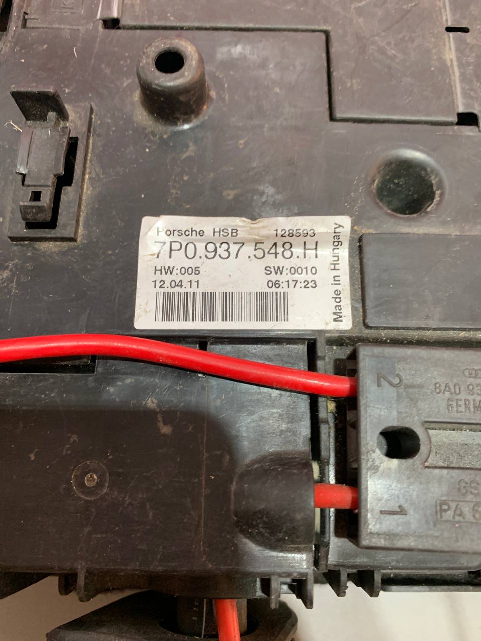 Головний блок силових запобіжників Porsche Cayenne 7P0937548H - Зображення 7