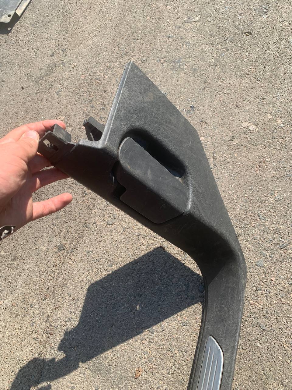 Накладка порога передня ліва Porsche Cayenne S 7P0853369B 82V - Зображення 6