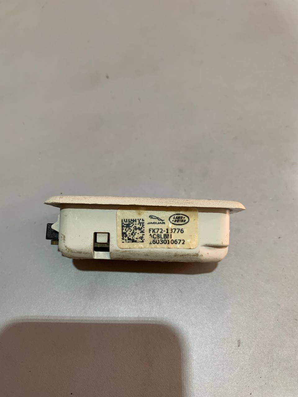 Плафон підсвітки салону Land Rover LR060934 / LR072691 / LR085489 правий - Зображення 6