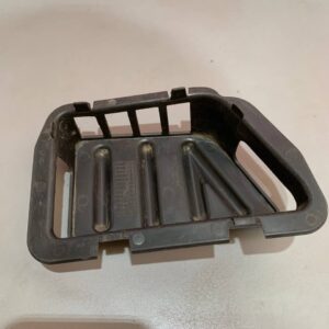 Накладка упору лівої ноги водія Land Rover Range Rover Discovery Sport LR061389